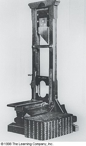 guillotine-2_jpg.jpg